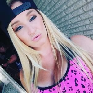 Meet your Posher, Codie